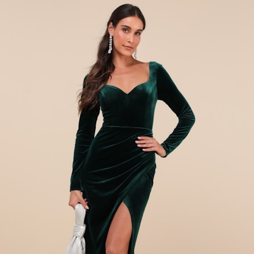 Lulu's Emerald Green Velvet Maxi Dress